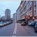 Luxury Downtown Apartament Bucureşti